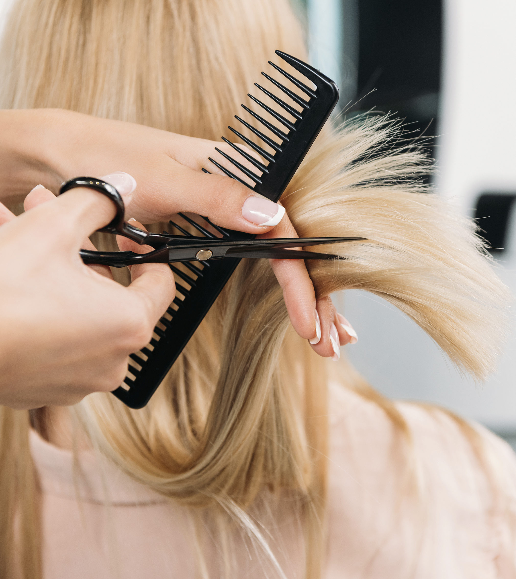 La coupe à sec pour qui et pourquoi ? Coiffure de Paris
